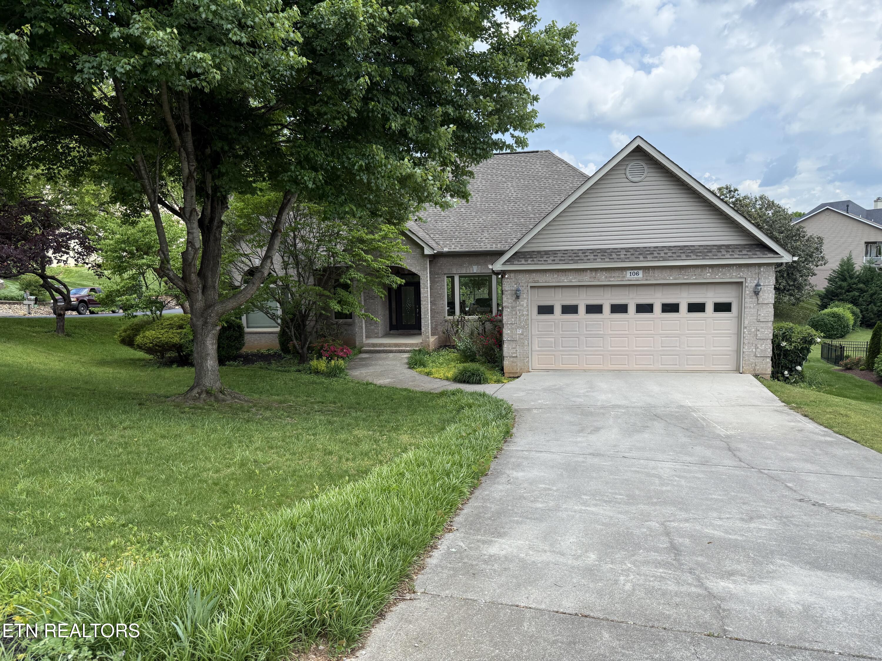 Loudon, Tennessee 37774, United States, 4 Bedrooms Bedrooms, ,3 BathroomsBathrooms,Residential,Active,119610