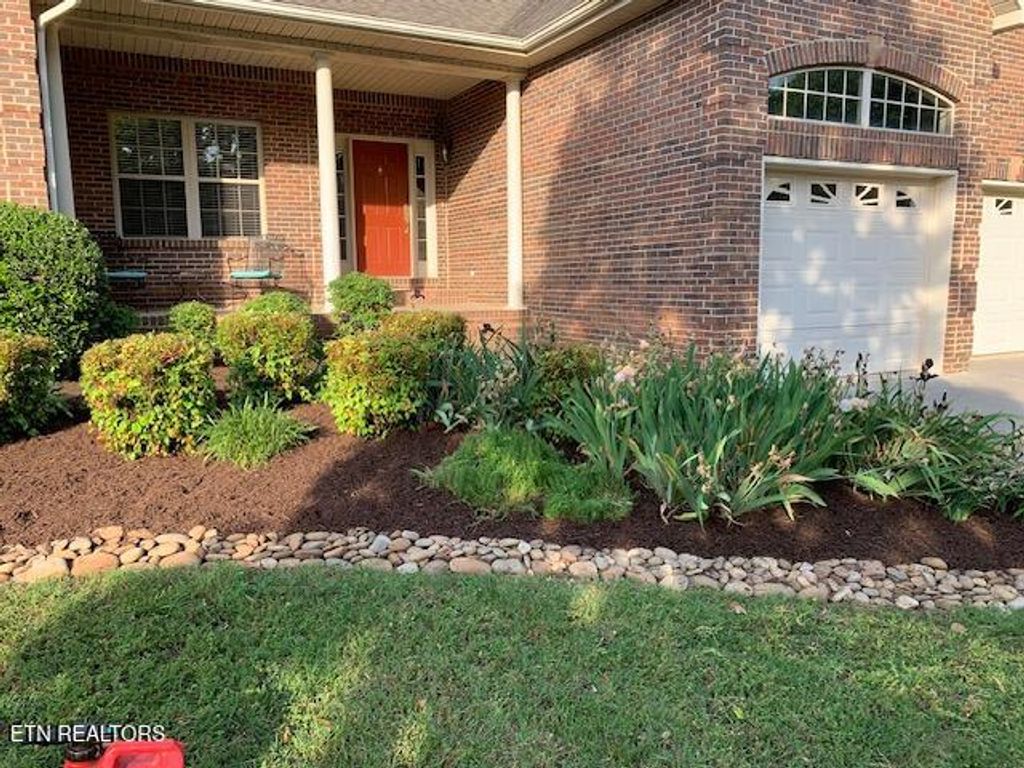 Photo of 319 Okema Way, Loudon, TN 37774 (MLS # 1324168)