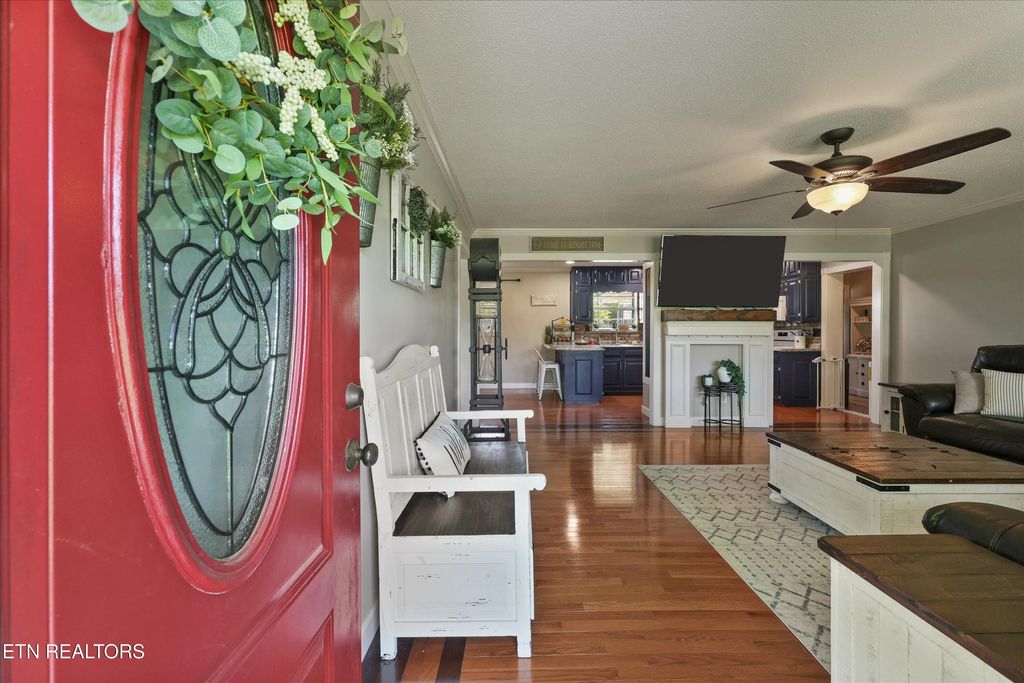 Photo of 858 Seed Tick Rd, Philadelphia, TN 37846 (MLS # 1337768)