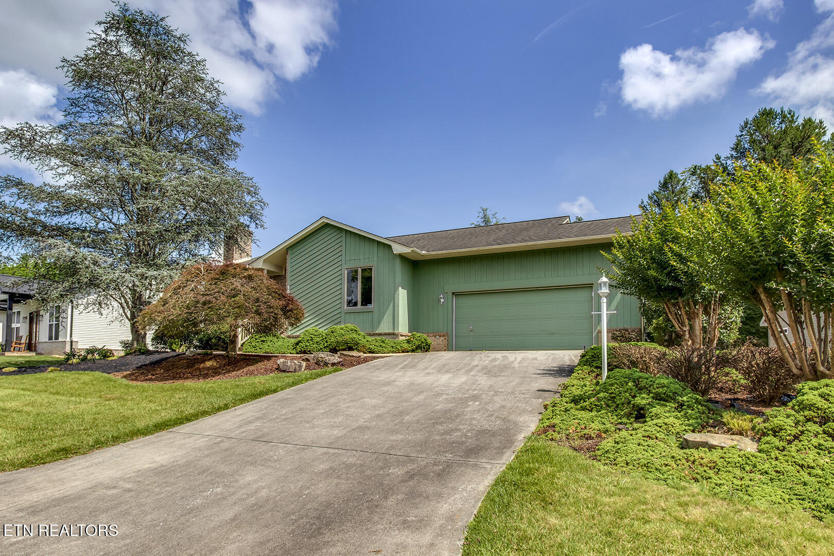 Loudon, Tennessee 37774, United States, 3 Bedrooms Bedrooms, ,2 BathroomsBathrooms,Residential,Pending,156314