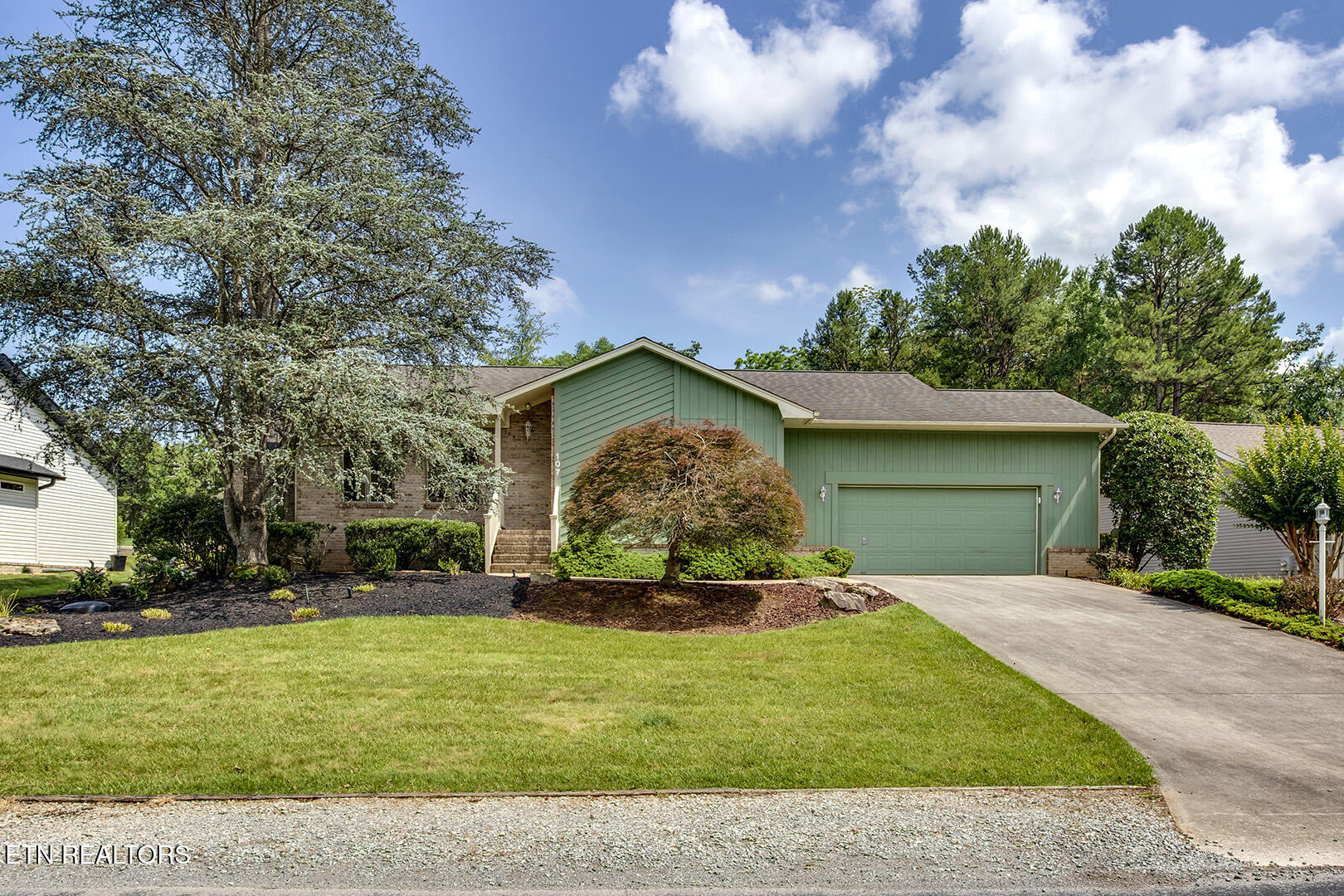 Loudon, Tennessee 37774, United States, 3 Bedrooms Bedrooms, ,2 BathroomsBathrooms,Residential,Pending,156314