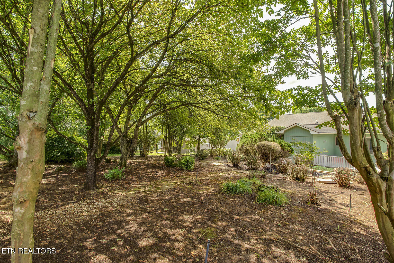 Loudon, Tennessee 37774, United States, 3 Bedrooms Bedrooms, ,2 BathroomsBathrooms,Residential,Pending,156314