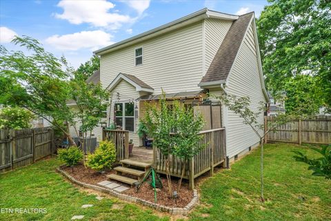 Tiny photo for 1409 Monroe Ave, Maryville, TN 37804 (MLS # 1340719)
