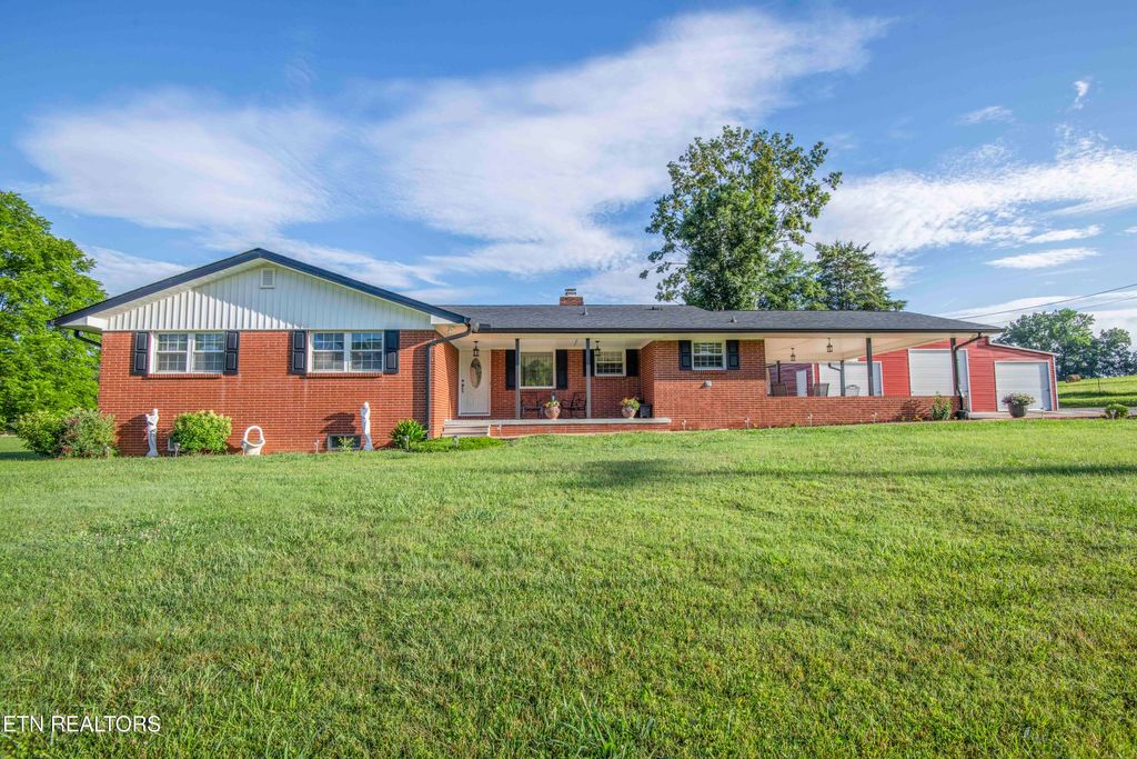Photo of 506 Blockhouse Valley Rd, Clinton, TN 37716 (MLS # 1305130)