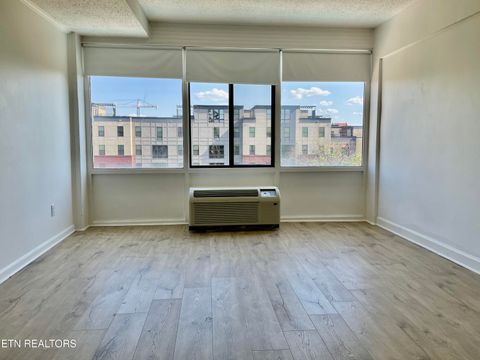 Tiny photo for 1700 Clinch Ave #221, Knoxville, TN 37916 (MLS # 1338082)