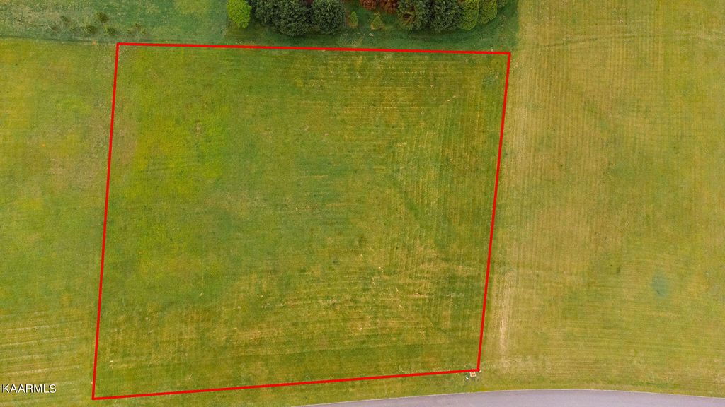 Photo of 3649 Calumet Drive, Louisville, TN 37777 (MLS # 1226086)