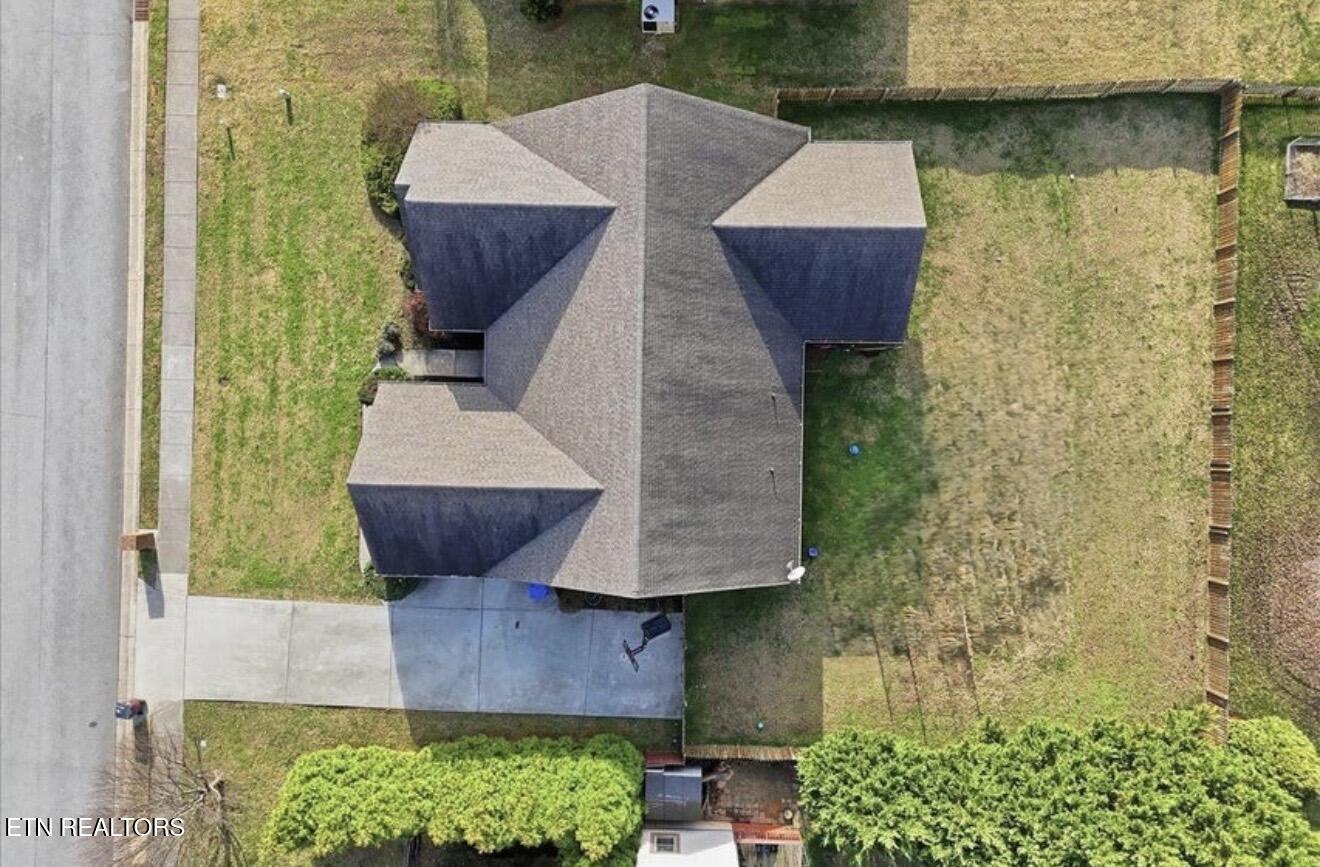 1179 Linford Circle