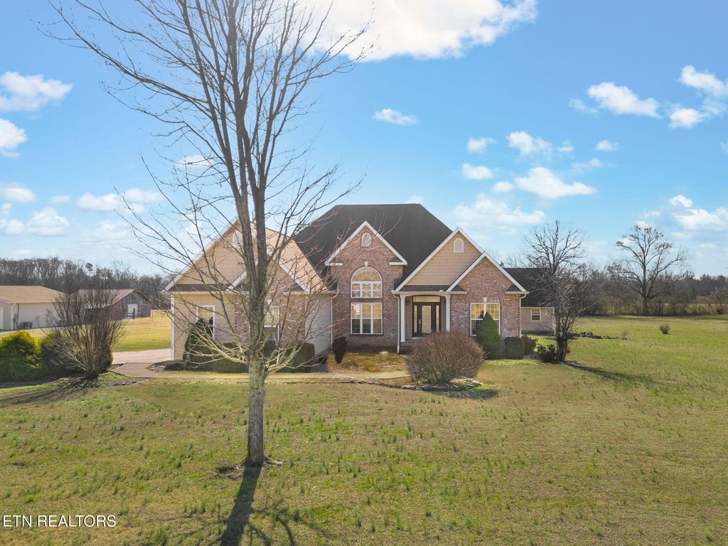 Photo of 114 Hidden Springs Drive, Madisonville, TN 37354 (MLS # 1326122)
