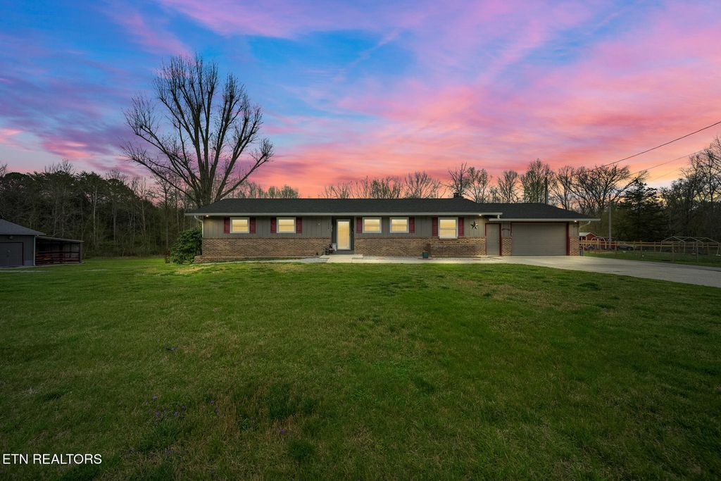 Photo of 1499 Old Harriman Hwy, Oliver Springs, TN 37840 (MLS # 1296718)