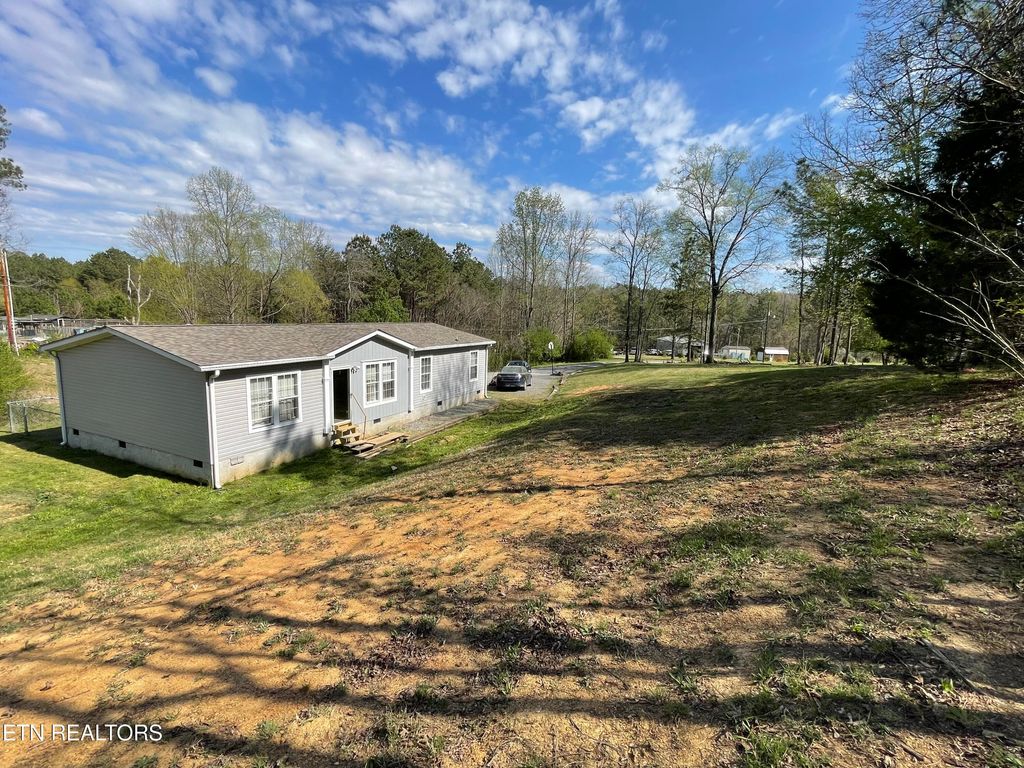 Photo of 311 SE Bohannons Rd, Cleveland, TN 37323 (MLS # 1335155)