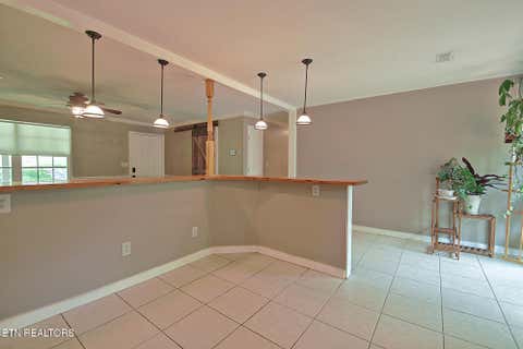 Tiny photo for 700 Lake Forest Drive, Lenoir City, TN 37772 (MLS # 1349784)