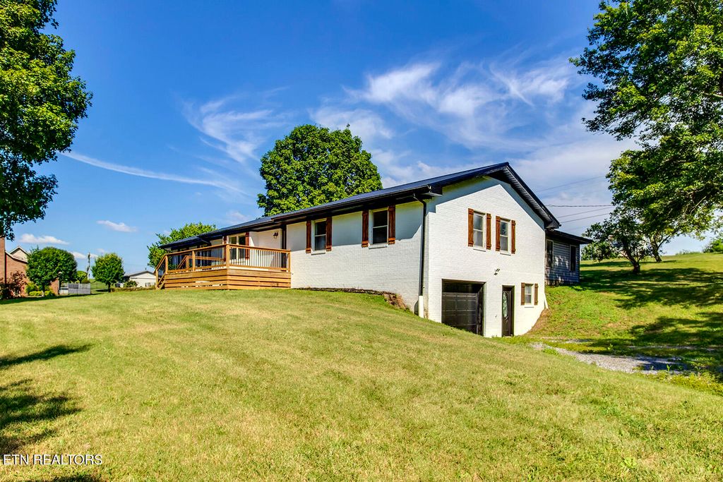 Photo of 1240 Centerpoint Rd Rd, Decatur, TN 37322 (MLS # 1307968)