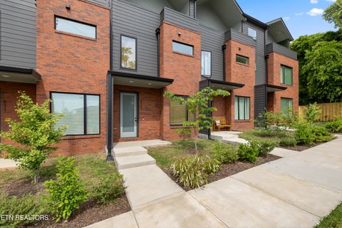 Tiny photo for 833 N 4Th Ave, Knoxville, TN 37917 (MLS # 1340350)