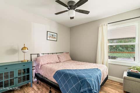 Tiny photo for 2400 Aberdeen Lane, Knoxville, TN 37920 (MLS # 1349989)