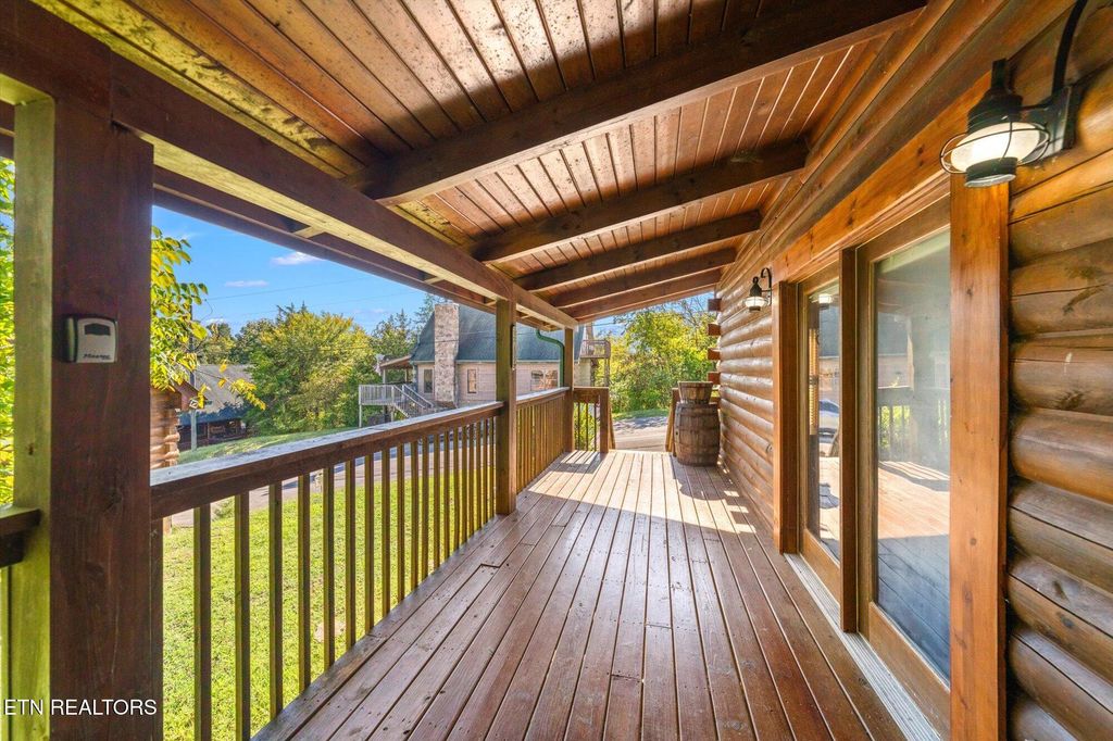 Photo of 2223 Eagle Feather Drive, Sevierville, TN 37876 (MLS # 1315407)
