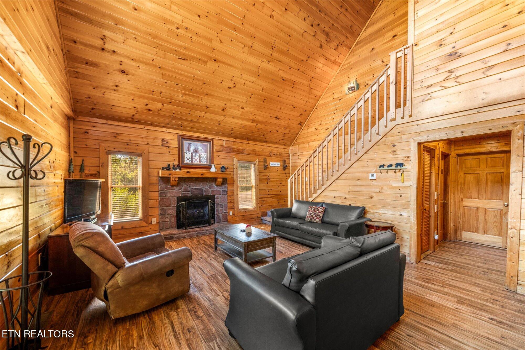 2223 Eagle Feather Drive
