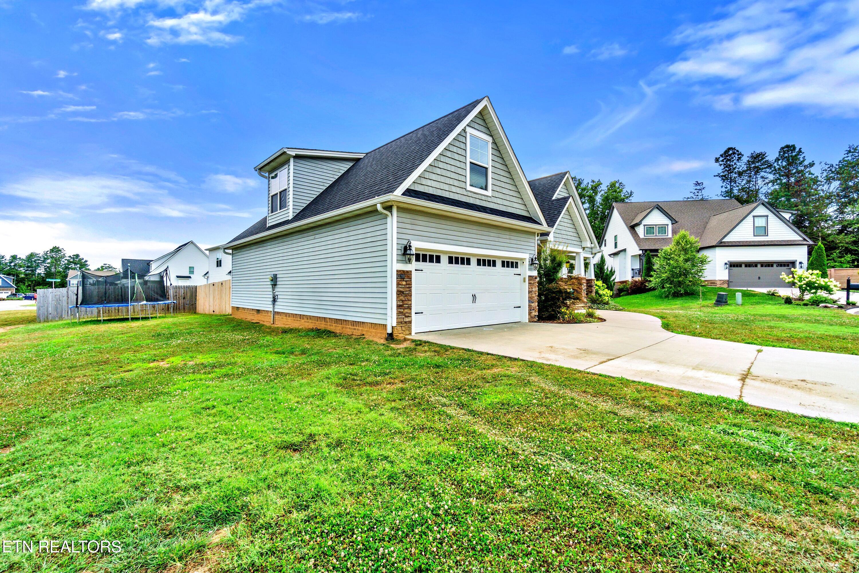 1353 Stone Creek Trail NW