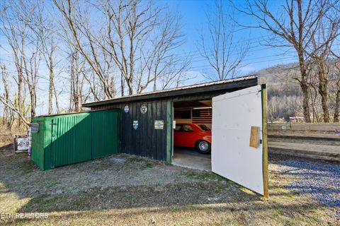Tiny photo for 3888 Cosby Hwy, Cosby, TN 37722 (MLS # 1327496)