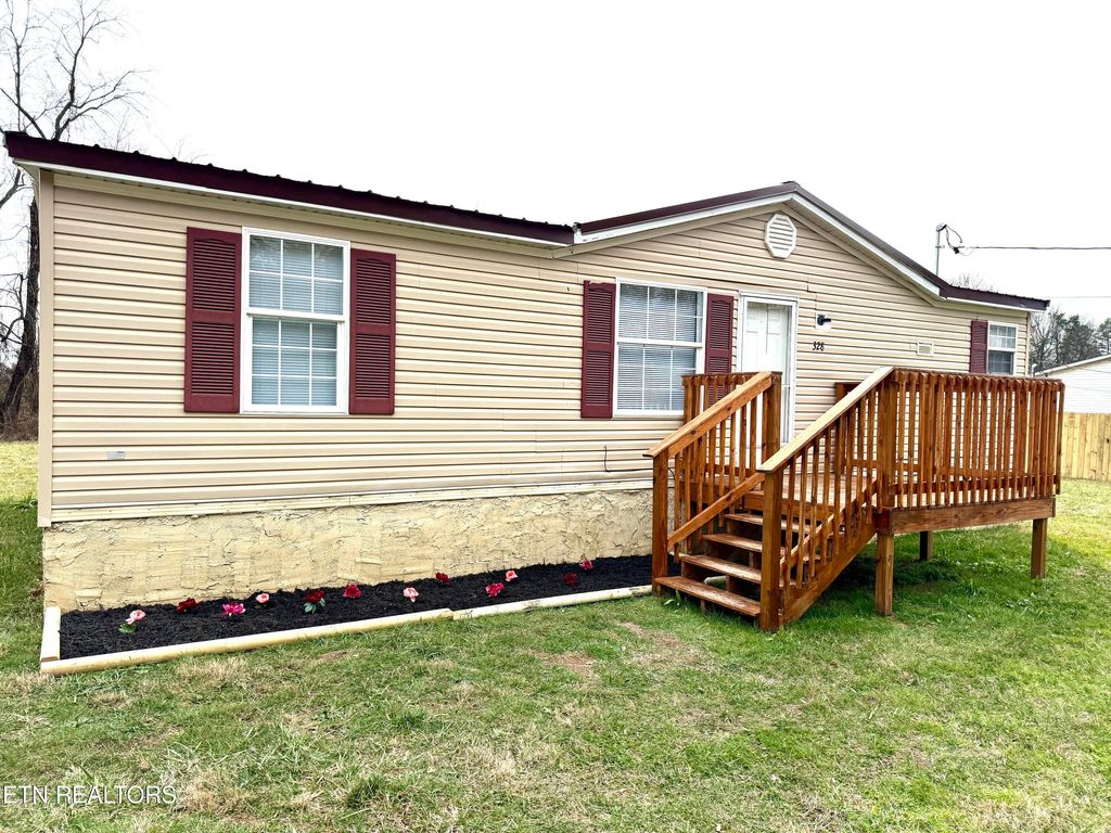 Photo of 328 2nd St, Corryton, TN 37721 (MLS # 1326554)