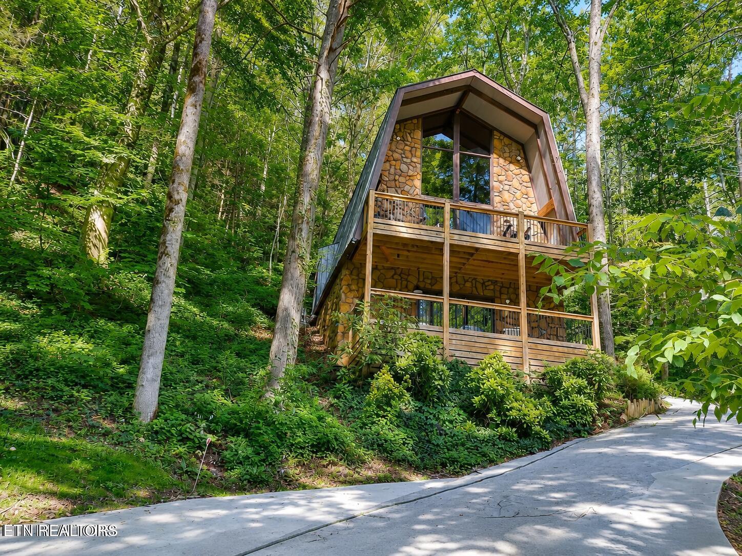 6237 Old Walland Hwy