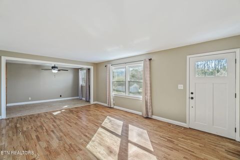 Tiny photo for 914 E Beaver Creek Drive, Knoxville, TN 37918 (MLS # 1324127)