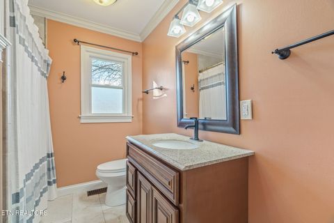 Tiny photo for 914 E Beaver Creek Drive, Knoxville, TN 37918 (MLS # 1324127)