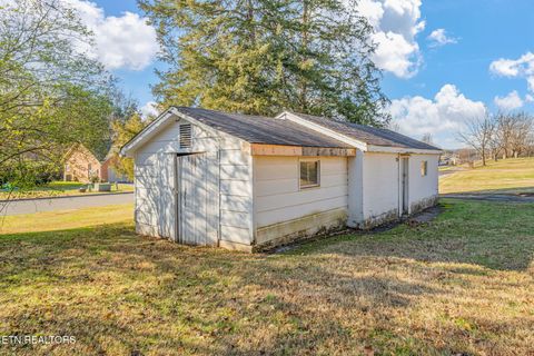 Tiny photo for 914 E Beaver Creek Drive, Knoxville, TN 37918 (MLS # 1324127)
