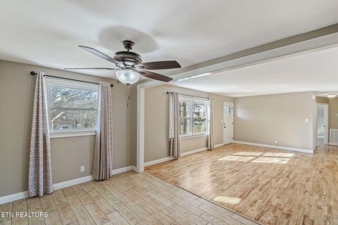 Tiny photo for 914 E Beaver Creek Drive, Knoxville, TN 37918 (MLS # 1324127)