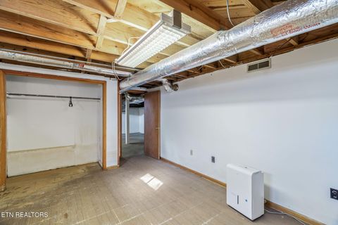 Tiny photo for 914 E Beaver Creek Drive, Knoxville, TN 37918 (MLS # 1324127)