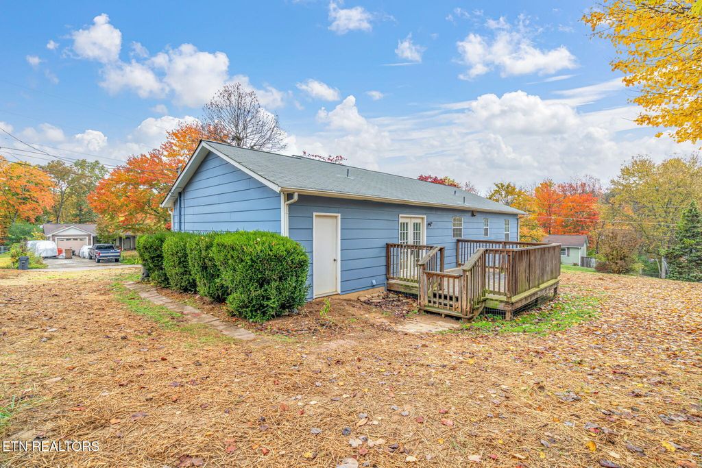Photo of 6600 Woodcock Circle, Knoxville, TN 37923 (MLS # 1323151)