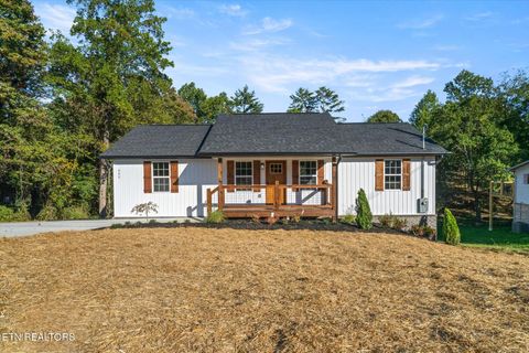 Photo of 922 Beech Rd, Sevierville, TN 37862 (MLS # 1319233)