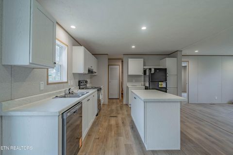 Tiny photo for 531 Greenwood St, Kingston, TN 37763 (MLS # 1331175)