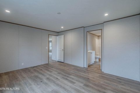 Tiny photo for 531 Greenwood St, Kingston, TN 37763 (MLS # 1331175)