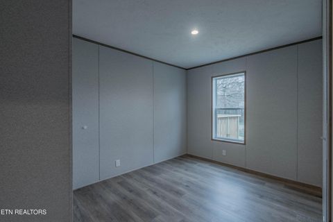 Tiny photo for 531 Greenwood St, Kingston, TN 37763 (MLS # 1331175)