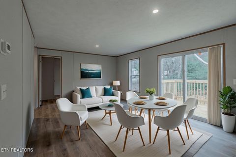 Tiny photo for 531 Greenwood St, Kingston, TN 37763 (MLS # 1331175)