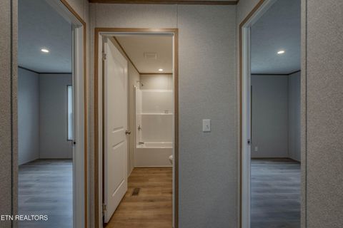 Tiny photo for 531 Greenwood St, Kingston, TN 37763 (MLS # 1331175)