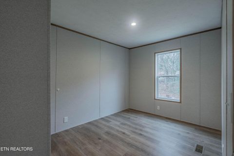 Tiny photo for 531 Greenwood St, Kingston, TN 37763 (MLS # 1331175)