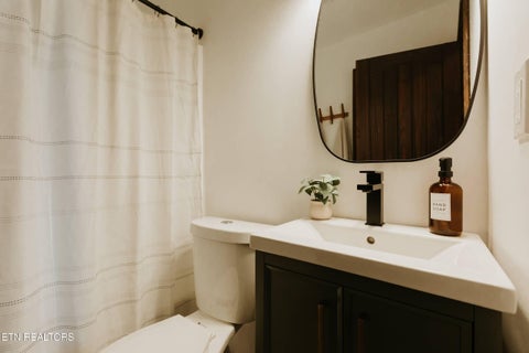 Tiny photo for 1068 E Foothills Drive, Gatlinburg, TN 37738 (MLS # 1357320)