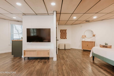 Tiny photo for 1068 E Foothills Drive, Gatlinburg, TN 37738 (MLS # 1357320)