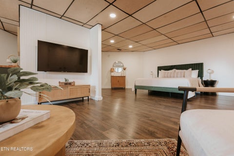 Tiny photo for 1068 E Foothills Drive, Gatlinburg, TN 37738 (MLS # 1357320)
