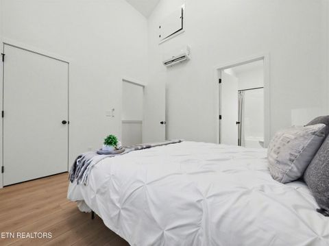 Tiny photo for 2608 Sevier Ave #104, Knoxville, TN 37920 (MLS # 1334149)