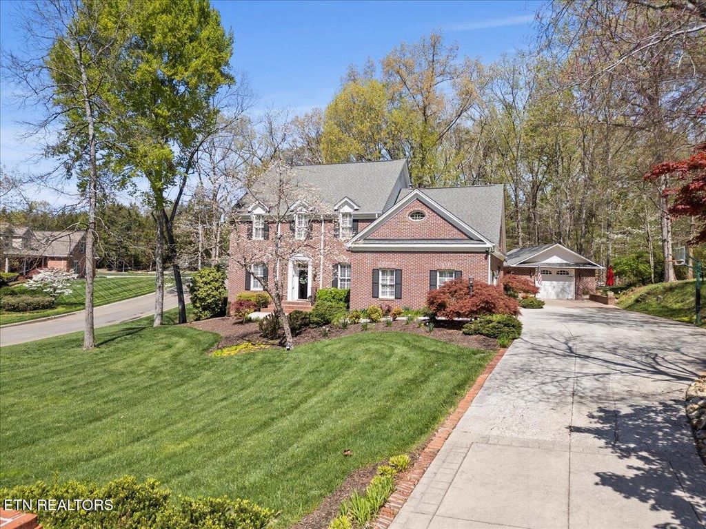 Photo of 203 Franklin Place, Clinton, TN 37716 (MLS # 1296974)