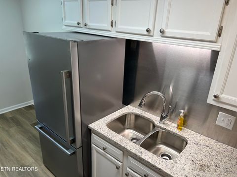 Tiny photo for 614 Agnes Rd #3, Knoxville, TN 37919 (MLS # 1326838)