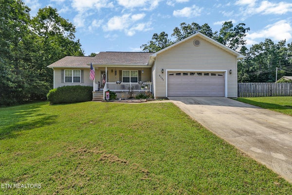3131 WARPATH DR, CROSSVILLE, TN 38572 - Image 1585afef1bb31cfb2e2bca3f0bd2d6d9/3463707742