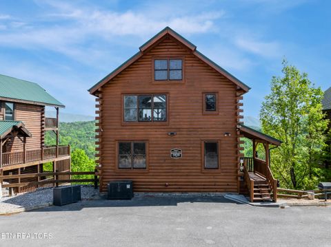 Photo of 2828 White Oak Ridge Lane, Sevierville, TN 37862 (MLS # 1338461)