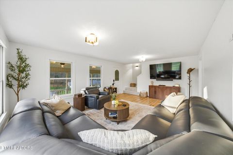 Tiny photo for 130 County Road 452, Athens, TN 37303 (MLS # 1334243)