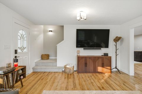 Tiny photo for 130 County Road 452, Athens, TN 37303 (MLS # 1334243)