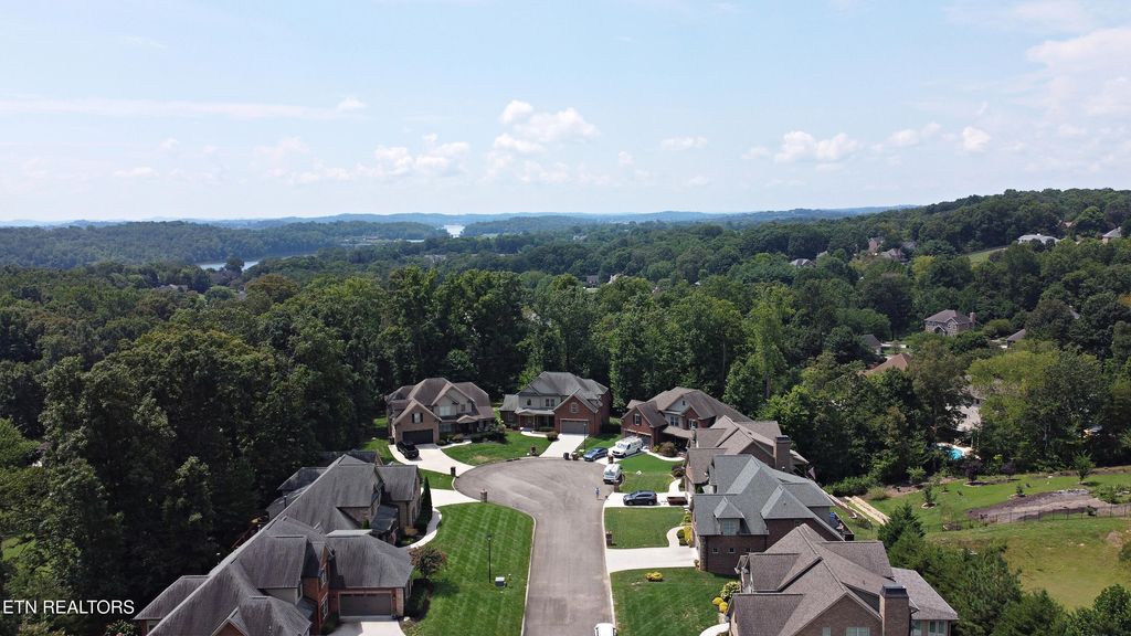 Photo of 737 Bent Ridge Lane, Knoxville, TN 37922 (MLS # 1312364)