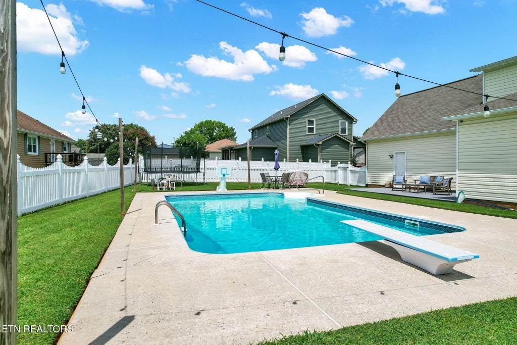 Photo of 1762 NE Autumn Drive, Cleveland, TN 37323 (MLS # 1350917)