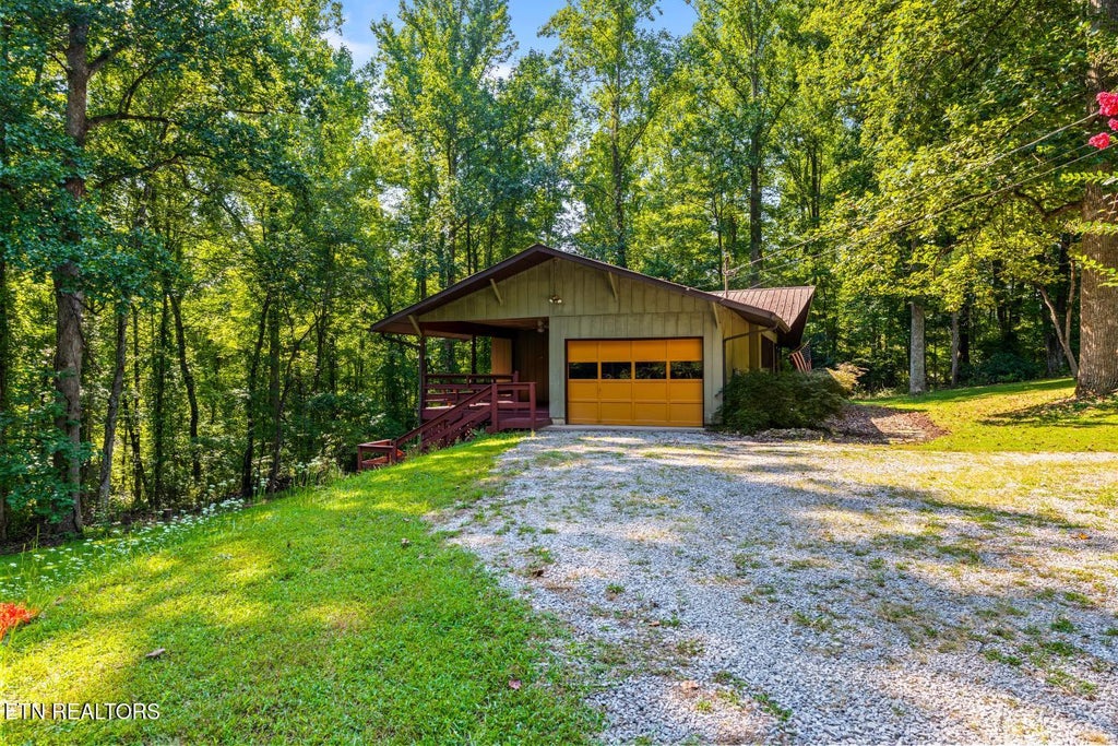 Photo of 134 Reservoir Rd, Norris, TN 37828 (MLS # 1355334)
